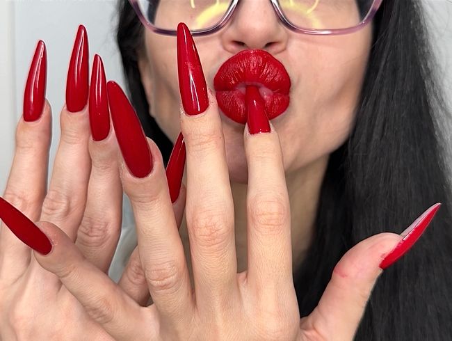Download: juliadomaina - Lange rote Nägel, Fingerlutschen, rote Lippen und heiße Handjobs