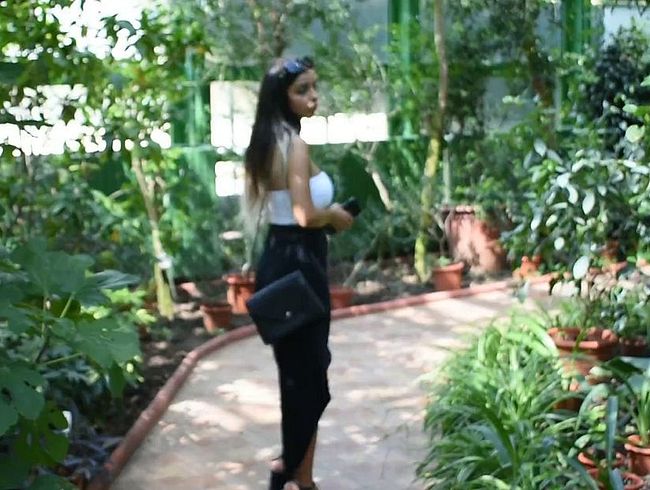 Download: juliahayesORIGINAL - Schau mich einfach an