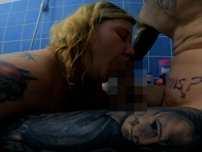Download: kleines_luder_nrw - Kurzer Blowjob in der Wanne es war geil