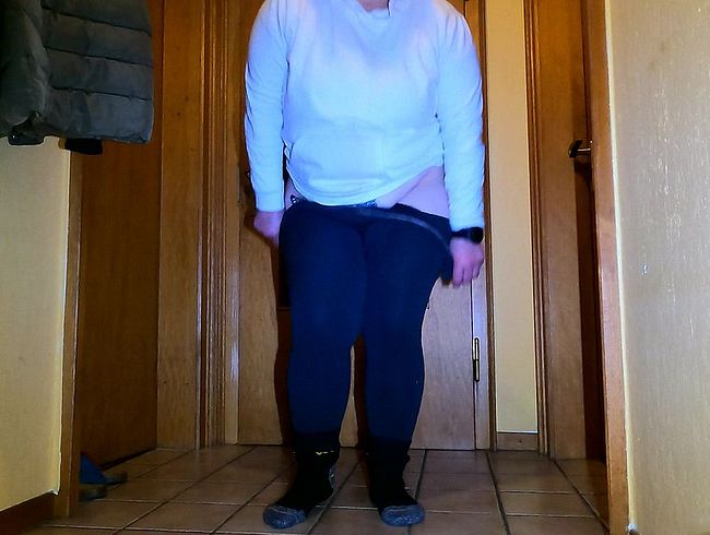 Download: kleines_luder_nrw - 7 Geile Kurze Piss Videos