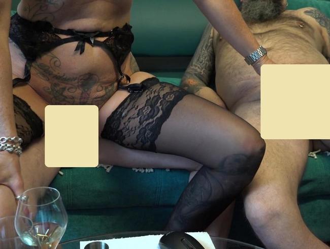 Download: lady-isabell666 - Chillen  und 2 Männer , Blasen , REITEN ......... u 10 Männer schauen zu.............