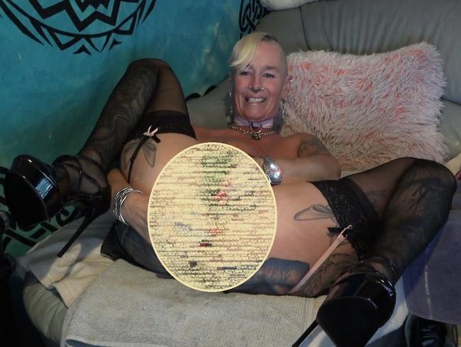 Download: lady-isabell666 - Flaschen - Dildo - FICK - Squirt