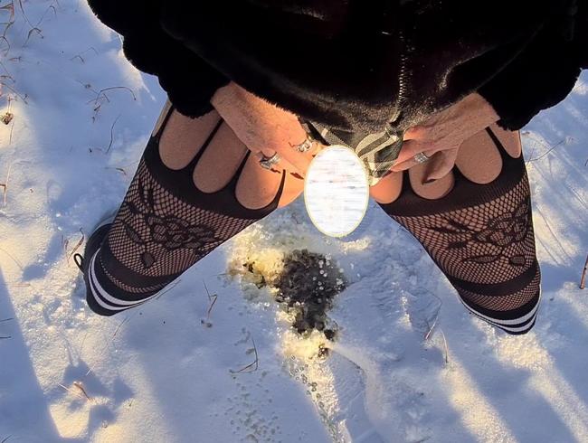 Download: lady-isabell666 - MEIN ERSTER DOPPEL-PISS