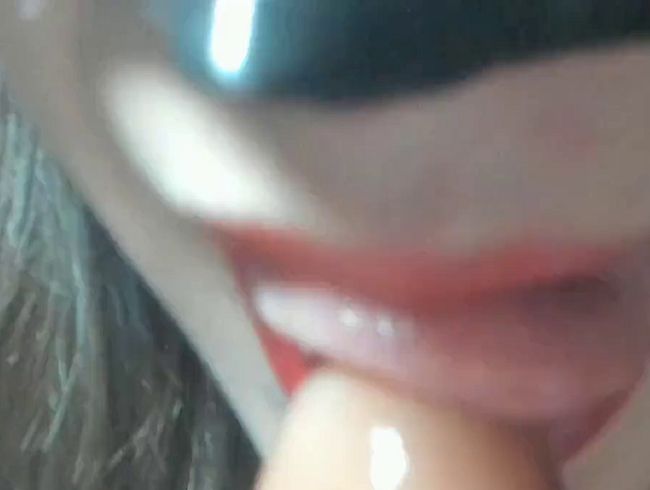 Download: laraxangel - Es war schön dieses Jahr, der Weihnachtsmann möchte einen Weihnachts-Blowjob geben