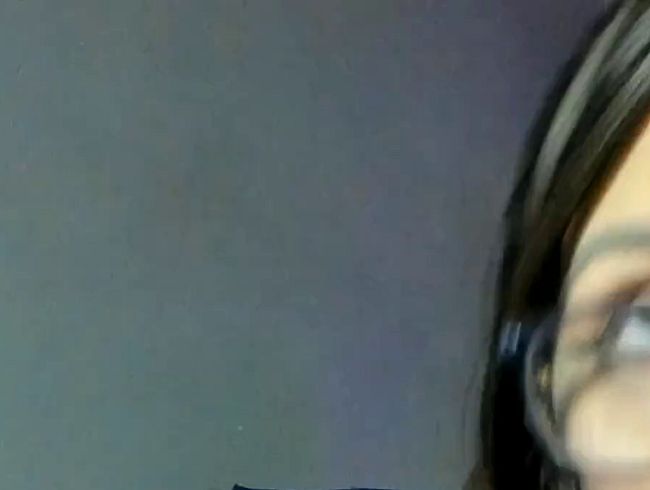 Download: laraxangel - Ich liebe es, Blowjobs beim Ahegao auszuprobieren, es macht mich an und es kommt viel Speichel