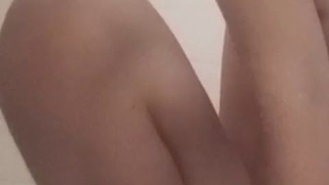 Download: laraxangel - „Fülle einen Glasbehälter mit meinem goldenen Regen.“