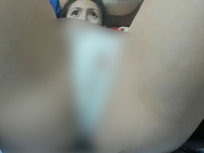 Download: laraxangel - Ich mache meinen Tanga mit meinem Natursekt nass, ich bin sehr geil
