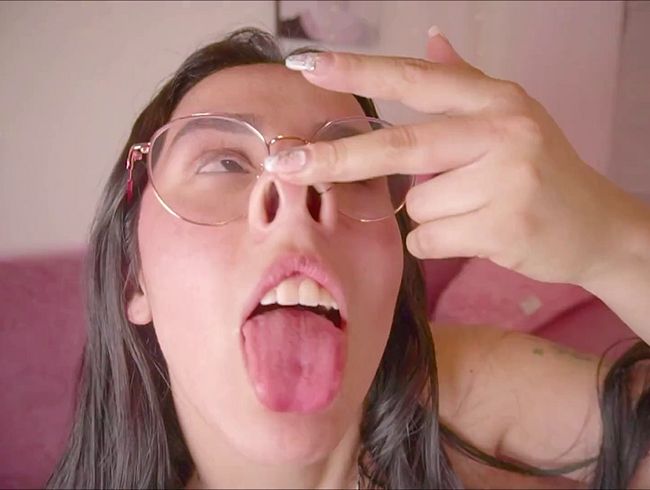 Download: leila_petitee - Schweinenase-Tease: Schau mir beim Spielen, Stöhnen und beim Wahnsinnigmachen zu!