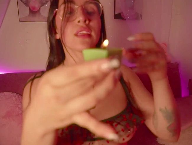 Download: leila_petitee - Heißes Wachs, heiße Haut: Lust und Schmerz