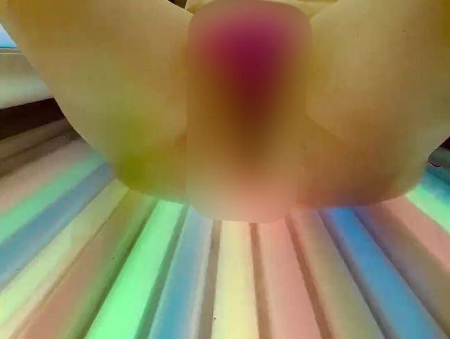 Download: lisanimmersatt69 - Squirt im Solarium ????????