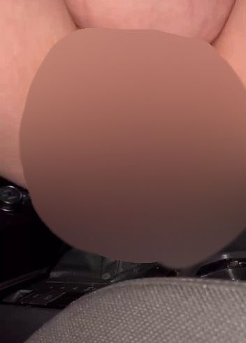 Download: lisanimmersatt69 - schaltknüppelfick im auto