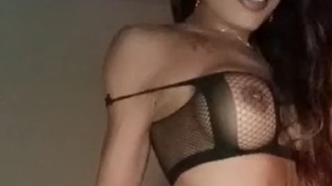 Download: lithbettgoddess - Mein Körper zeigt dir meine Sinnlichkeit, damit du sie ganz in dich aufnehmen kannst.