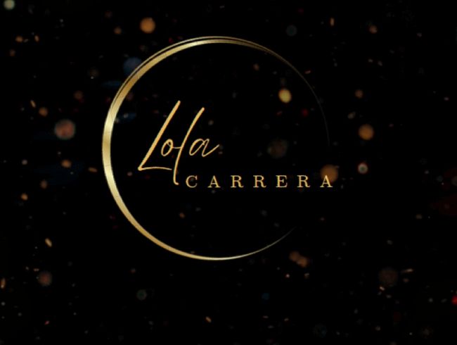 Download: lola-carrera - Lola macht nackt ein Muskelposing in ihrer Massephase