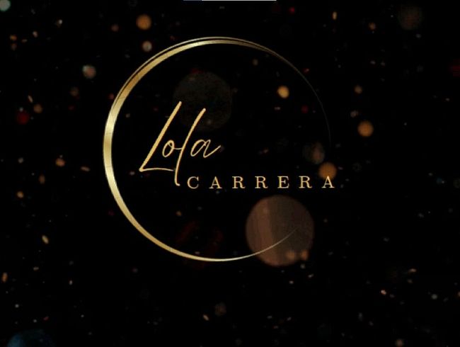 Download: lola-carrera - Lolas Muschi saftet stark während sie ihren dicken Kitzler reibt