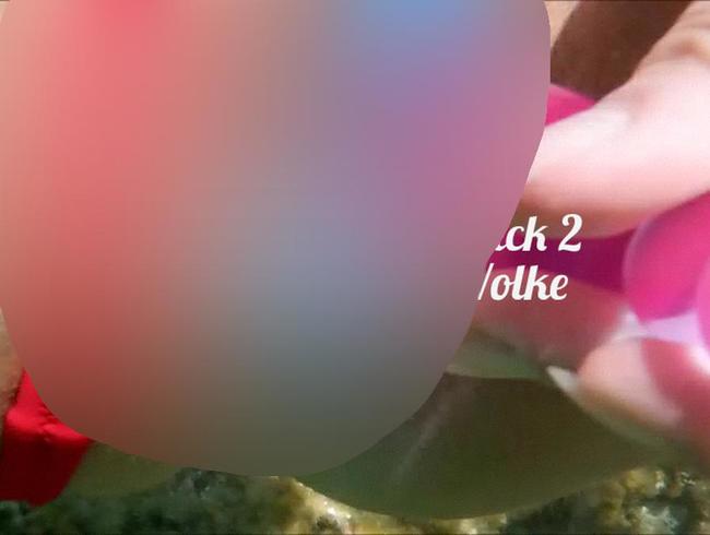 Download: lynli - POV: Unterwasser Dildofick 2. Geile Pussysaft-Wolke