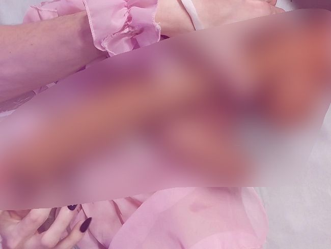 Download: m3m7 - Femboy in pinken Dessous schiebt sich halben Meter Dildo in den Arsch. Bauch ist kurz vorm platzen!!