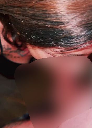 Download: makeover_hot - Fick mit meinem Riesendildo und den Kameramann geblasen…