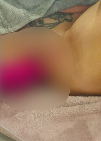 Download: makeover_hot - Geil am Spiegel