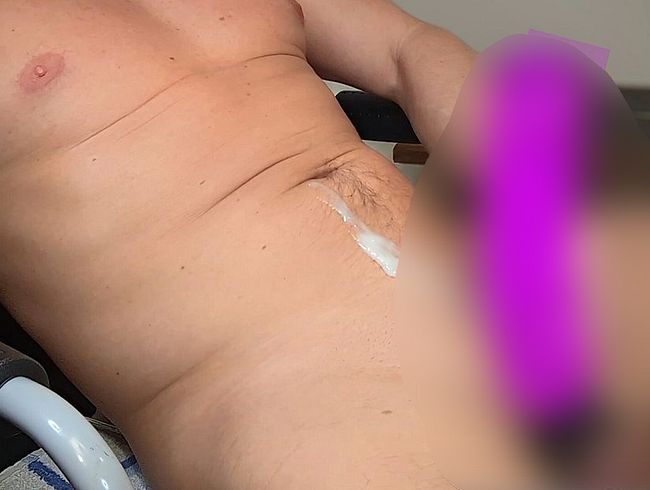 Download: manubrium86 - Schön gespritzt mit meinen 20cm beim Zuschauerrekord von 4(!!!!) Zuschauern und sogar einer Dame;-)