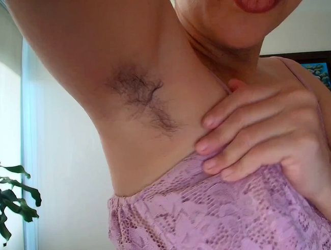 Download: miabush - Meine Achselhöhlen sind verschwitzt und er wird sie verehren und mir befehlen, wann ich kommen soll