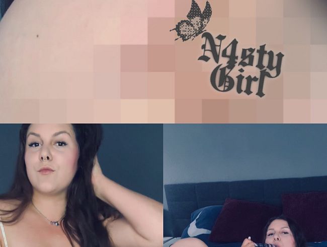 Download: n4stygirl - Mein Glasdildo und ich.. beim Fotos machen plötzlich Bock bekommen ?