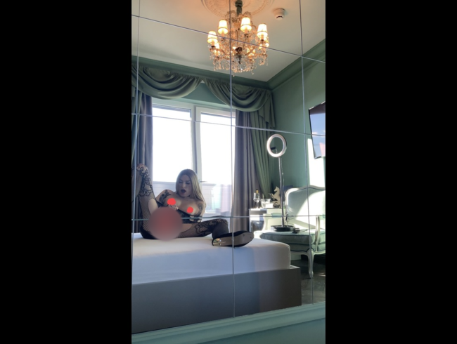 Download: nadinepracher - Spermageile Transe aus Österreich