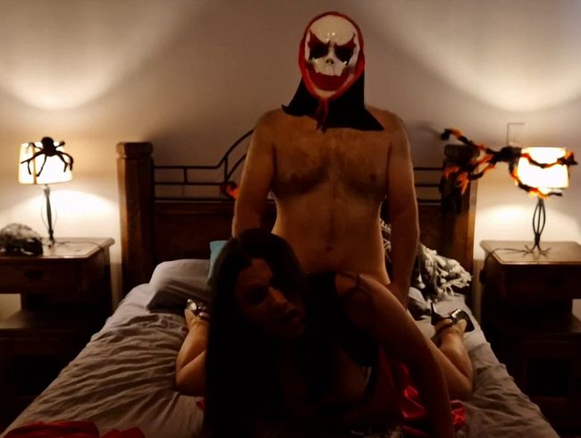 Download: nasty_couplex - Rotkäppchen fickt einen Dämon - Sperma auf Titten