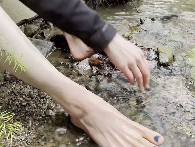 Download: natuerlichreiten - Ich kühle meine hübschen Füße