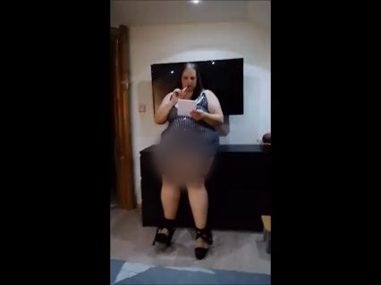 Download: nelle76 - Ich als Sekretärin