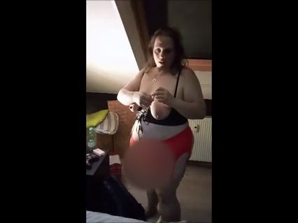 Download: nelle76 - Meine Titten abgebunden Teil 2