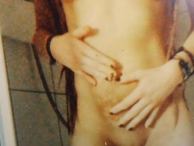 Download: nugua - Geiles Duschvideo