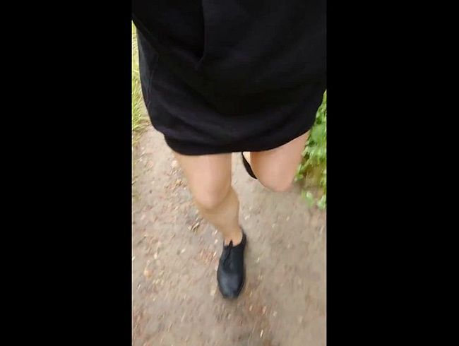 Download: nylonjunge - Besuch in Strumpfhose auf dem Seilbahnberg