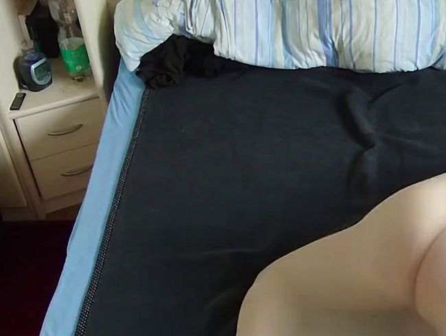 Download: nylonjunge - Carmen Nylonjunge ist Notgeil auf Nylon Encasement