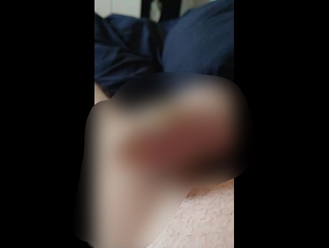 Download: nylonjunge - Der Feinstrumpf, mein Penis und sein Sperma