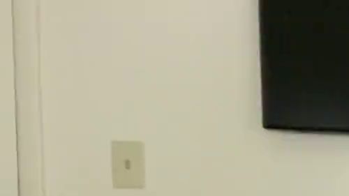 Download: pinkfoxx - Drohnenzerstörung (oben ohne)