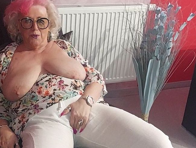 Download: pure-vicky - Geil - Geil - Vicky!!! Wo sind die nächsten Schwänze???