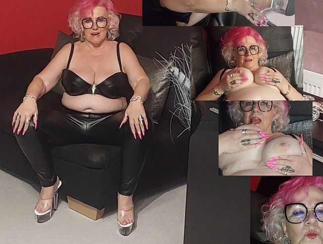 Download: pure-vicky - Userwunsch - Spritz mich und meine Löcher völlig voll!!!