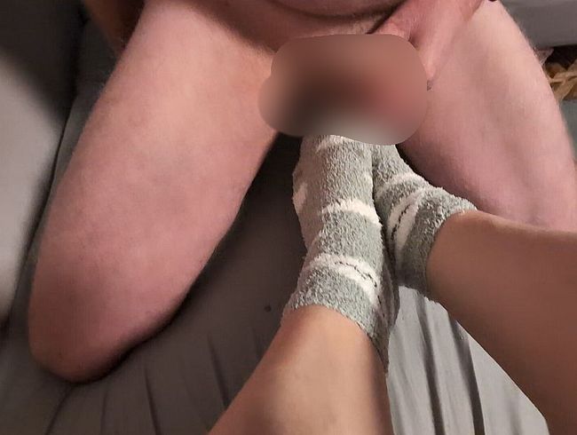 Download: pussycat33 - Adents-Kalendertürchen Nr 11 Footjob .