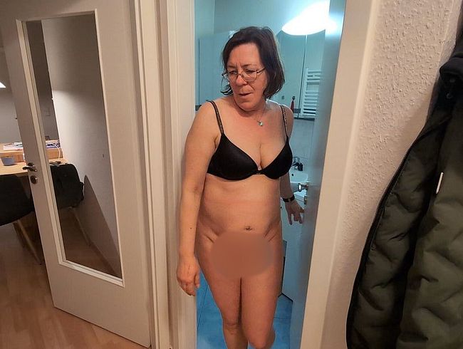 Download: pussycat33 - Pissen gehn Kommst du mir ins Bad .