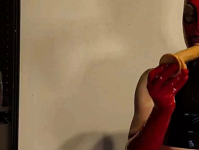 Download: rubbelina - Blow Job Train day 2