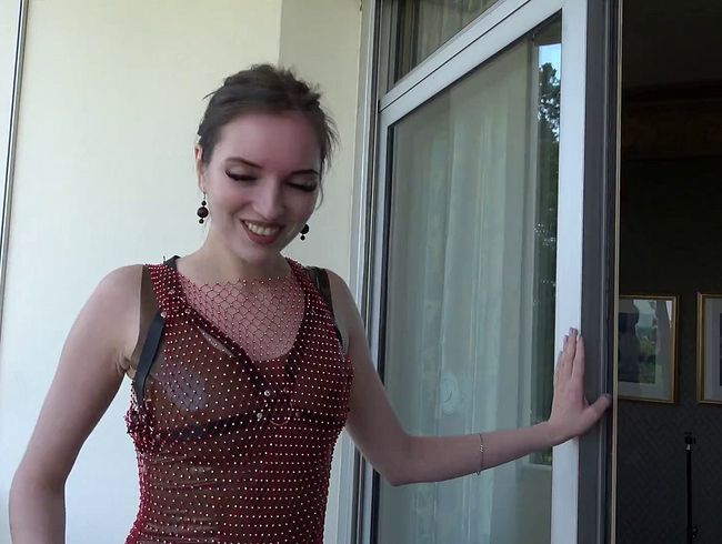 Download: rubberduck9999 - Große Modefanatikerin wird zum ersten Mal in Latex gefickt