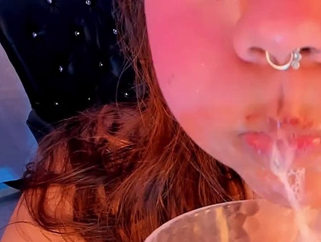 Download: samanta-cutexxx - Deepthroat, extremer Speichelfluss Teil 1