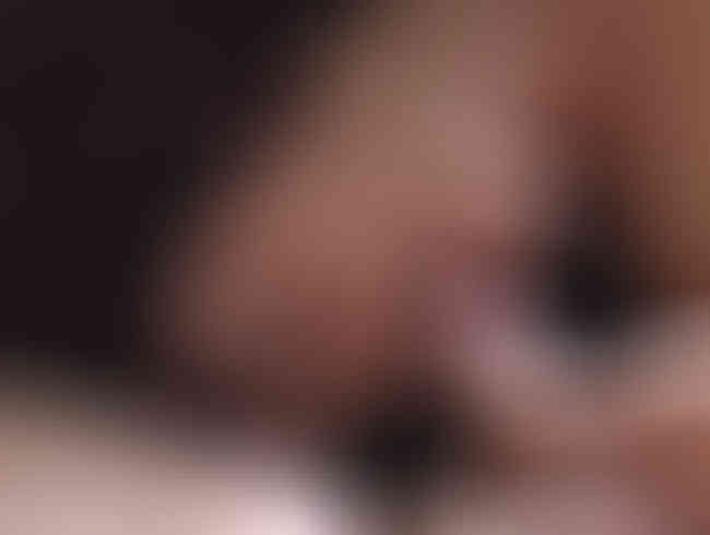 Download: saskia-farell - wärend man mich fickt...