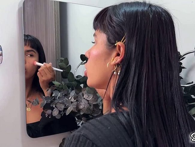 Download: sayafit - Sayafit verführt ihren freund mit einem buttplug in ihrem dicken arsch und viel heißes squirting