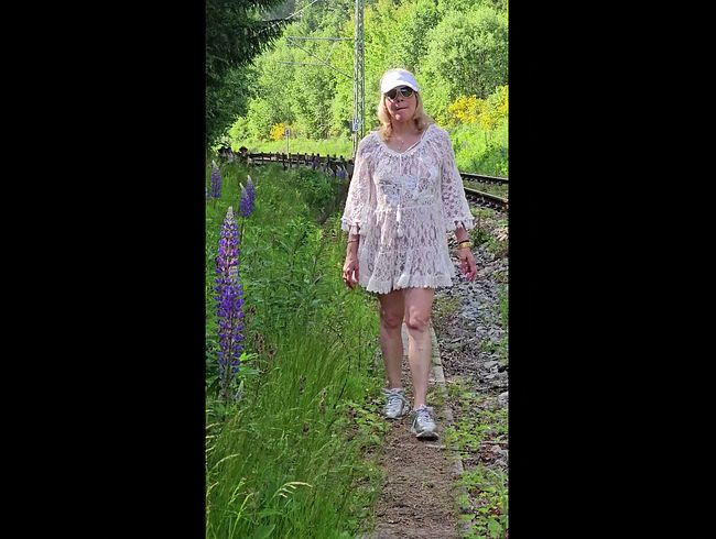 Download: sexyhexy683 - Werde zur Exhibitionistin ausgebildet, Teil 01