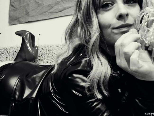 Download: sexyvenushuegel - Ein Spielchen - Wichsen bis in den KG