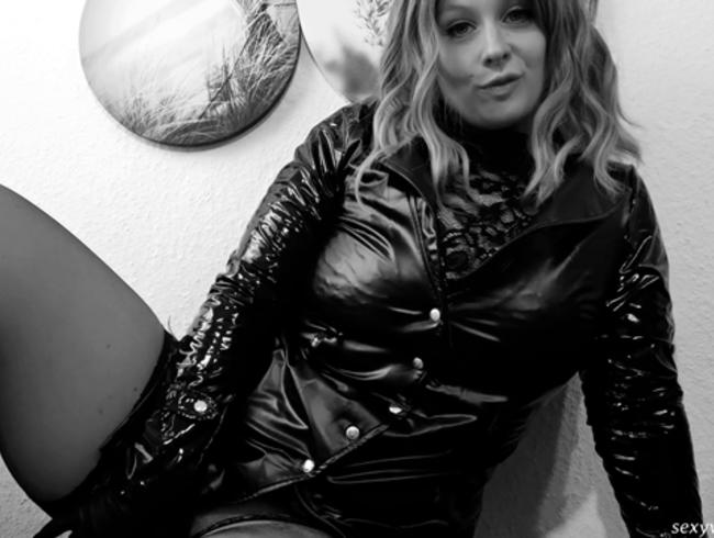 Download: sexyvenushuegel - Du Wichsling - Ich Göttin