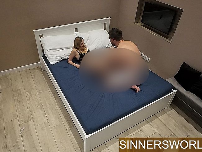 Download: sinnersworldxxx - BTS CAM - LEIDENSCHAFTLICHER SEX MIT EINER BLONDEN SPERMASCHLAMPE MIT DICKEM ARSCH