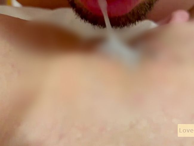 Download: swisslovers8886 - Beny spritzt mir auf die Fotze und macht alles wieder schön sauber