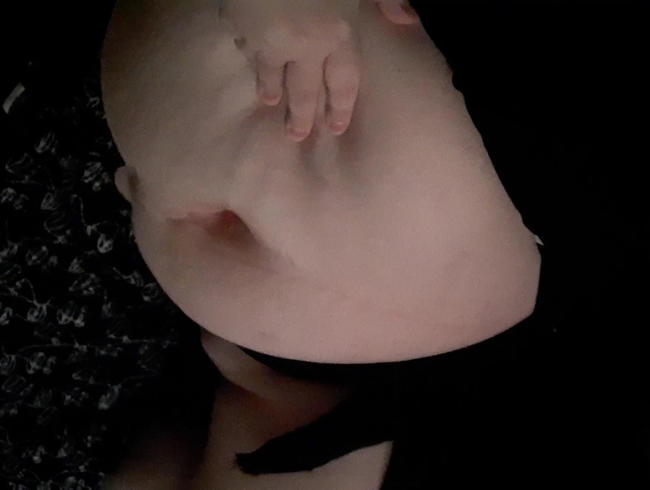 Download: tammara28 - userwunsch Fetter Bauch